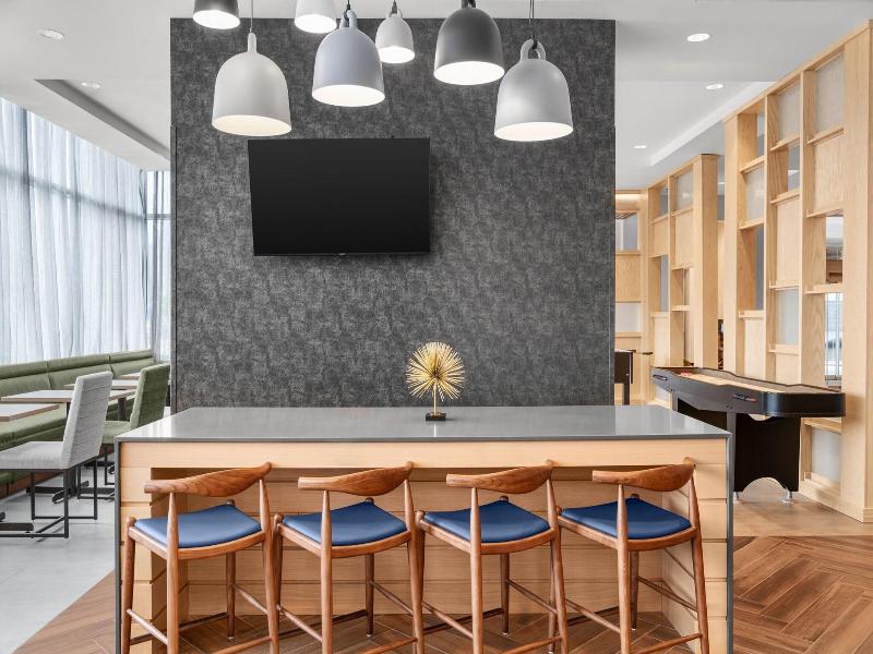 Fairfield Inn & Suites By Marriott Austin Downtown image