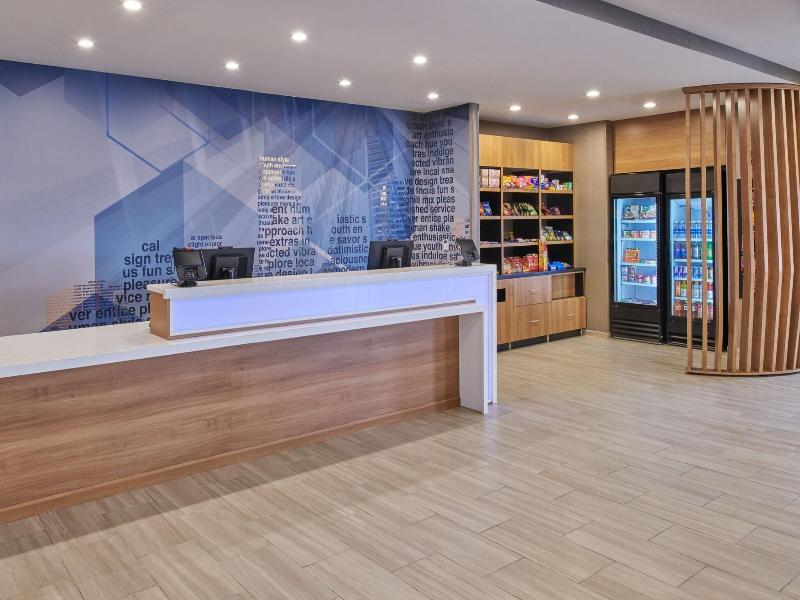 Springhill Suites By Marriott Detroit Dearborn image