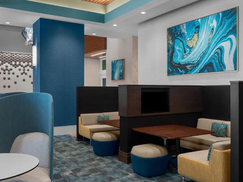 Courtyard By Marriott Myrtle Beach Oceanfront