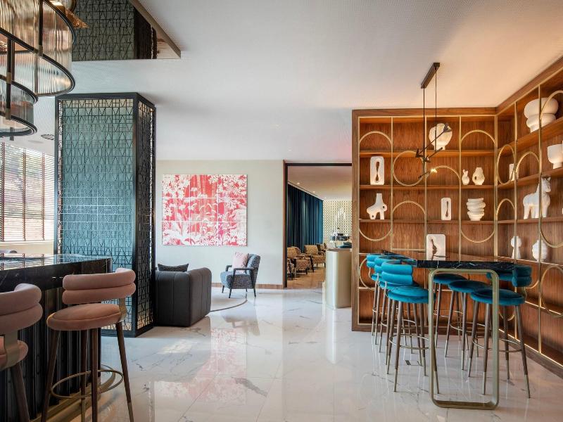 Renaissance Porto Lapa Hotel image