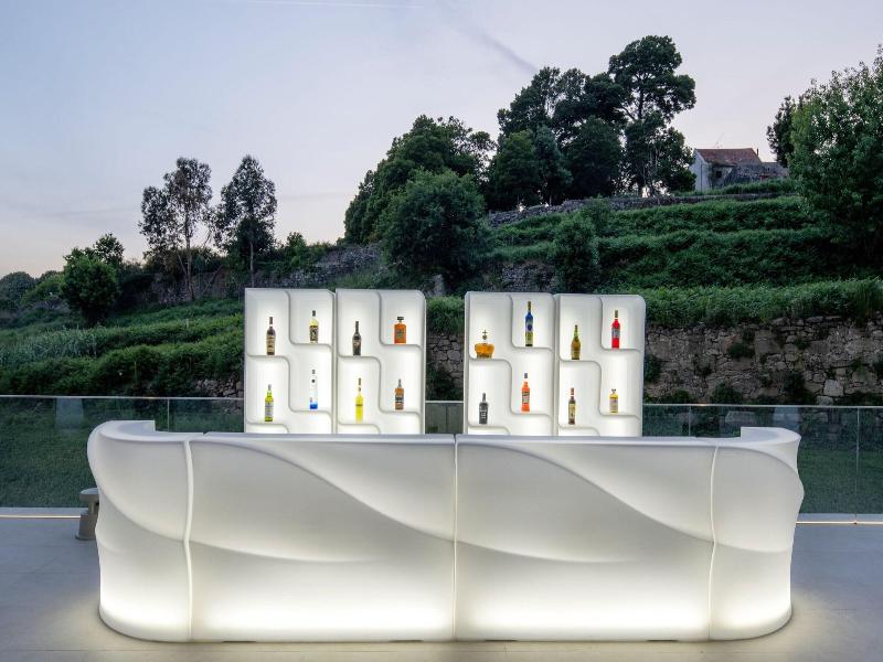 Renaissance Porto Lapa Hotel image