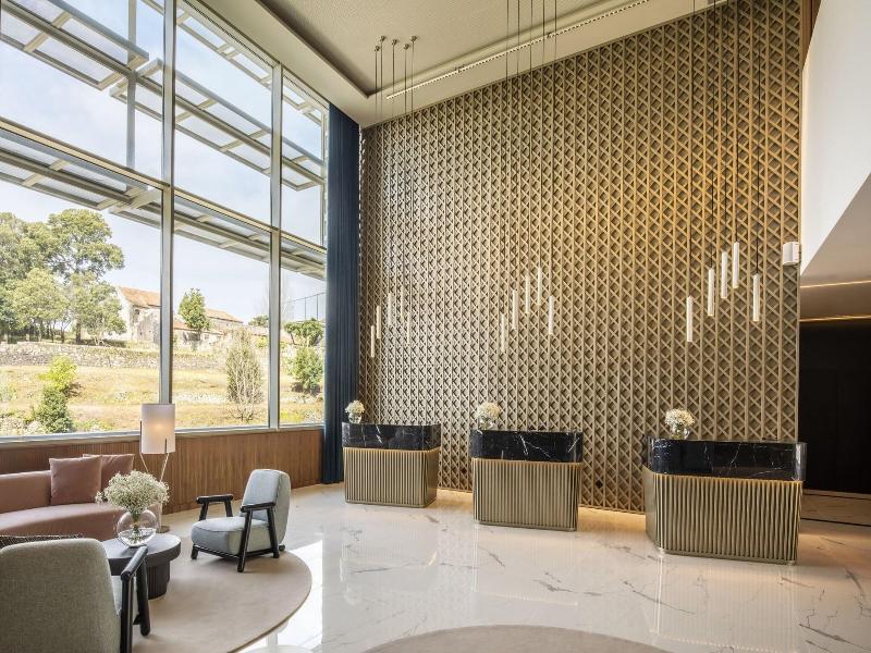 Renaissance Porto Lapa Hotel image