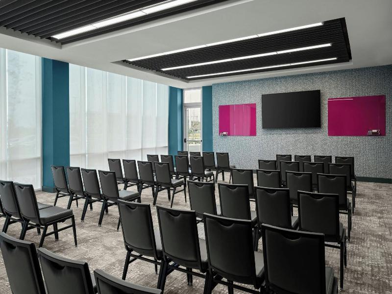 Aloft Orlando Lake Nona image