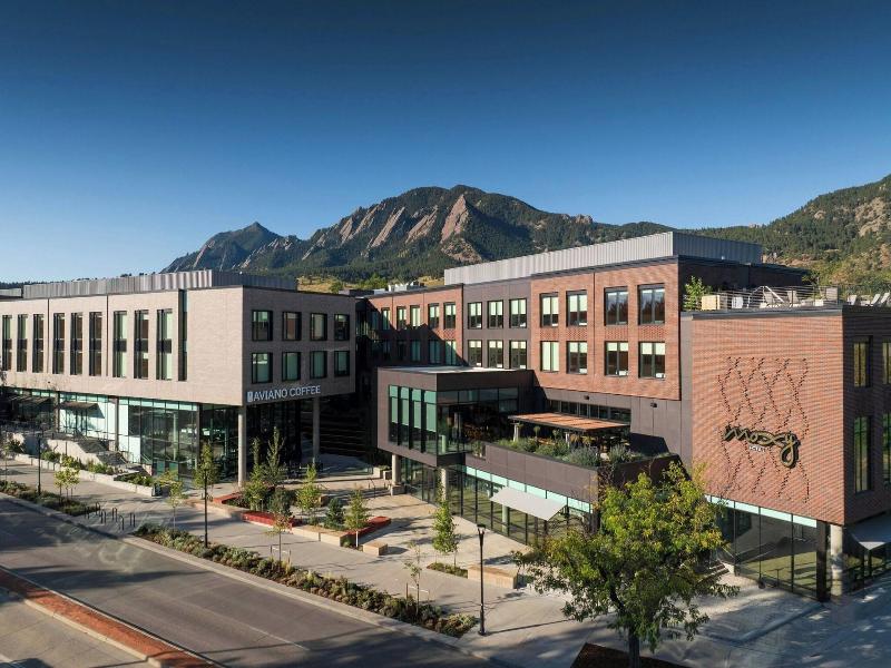 Moxy Boulder