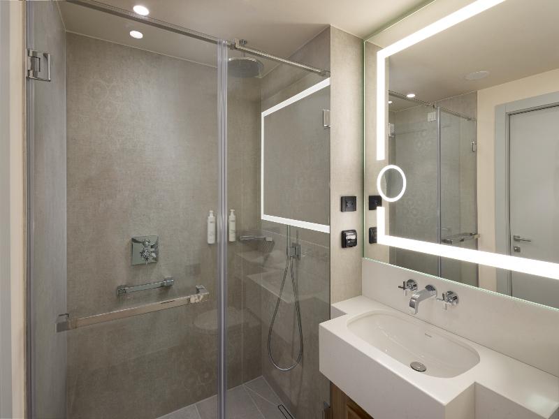 Courtyard By Marriott Cluj-Napoca Downtown image