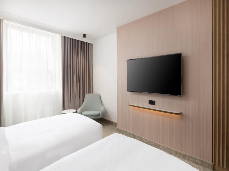 Courtyard By Marriott Cluj-Napoca Downtown image
