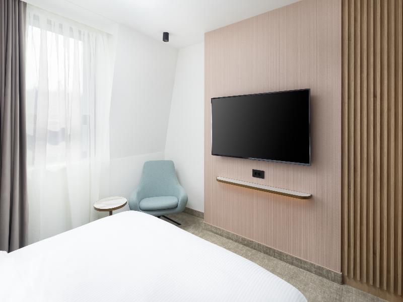 Courtyard By Marriott Cluj-Napoca Downtown image