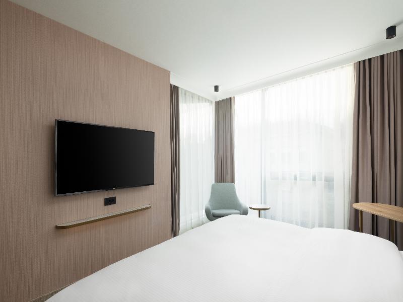 Courtyard By Marriott Cluj-Napoca Downtown image