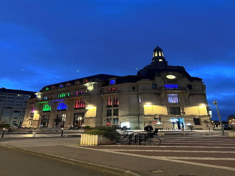 Aloft Dijon