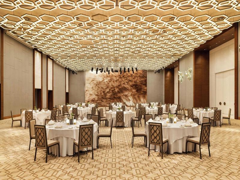 Jw Marriott Hotel Nairobi image