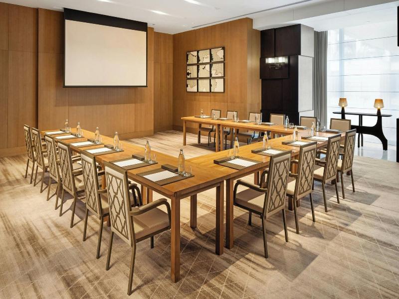Jw Marriott Hotel Nairobi image
