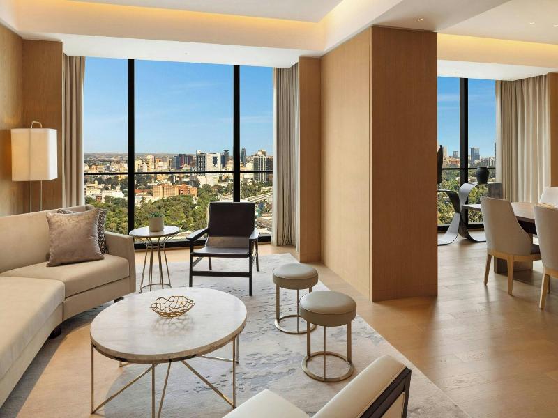 Jw Marriott Hotel Nairobi image