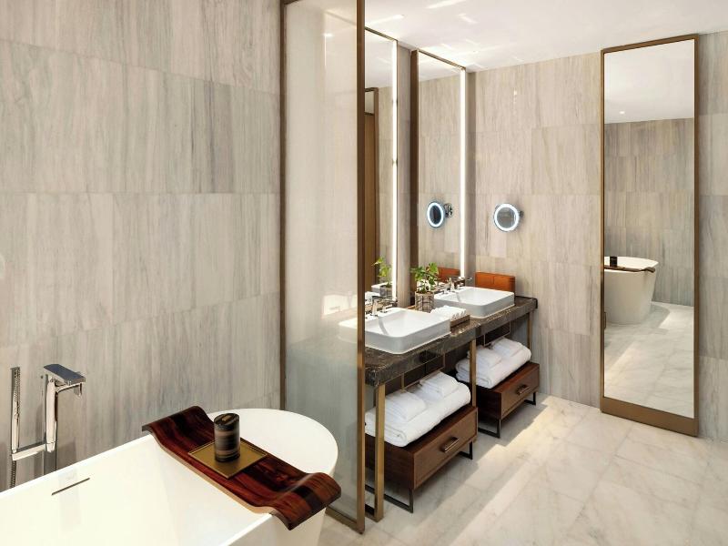 Jw Marriott Hotel Nairobi image