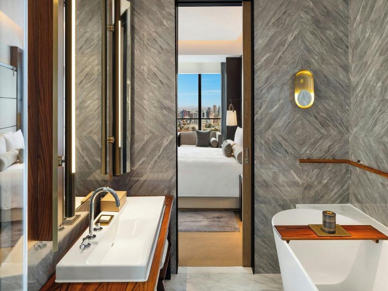 Jw Marriott Hotel Nairobi image