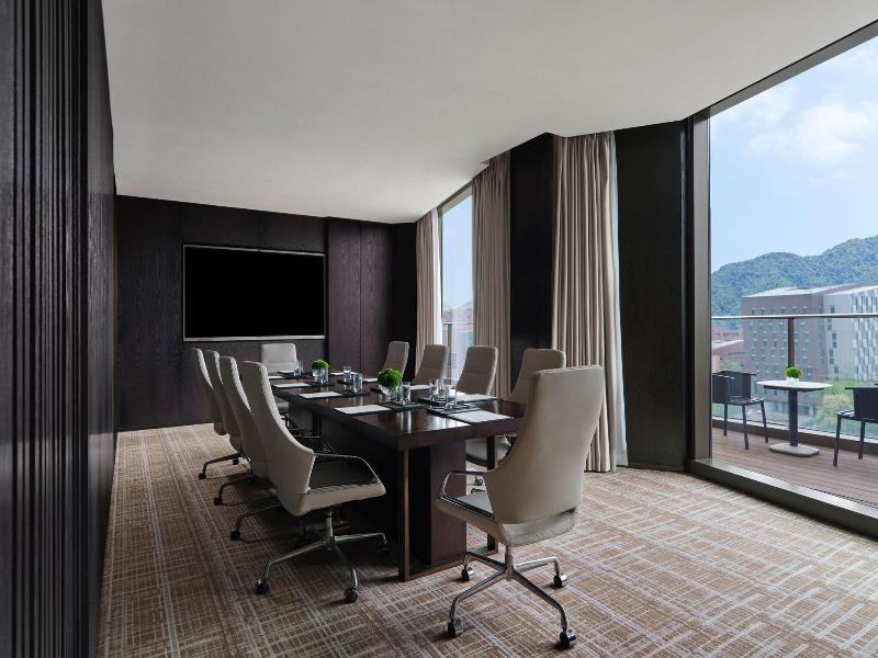 Guangzhou Marriott Hotel Baiyun image
