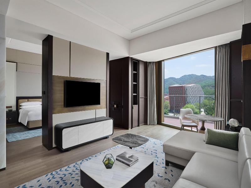 Guangzhou Marriott Hotel Baiyun image