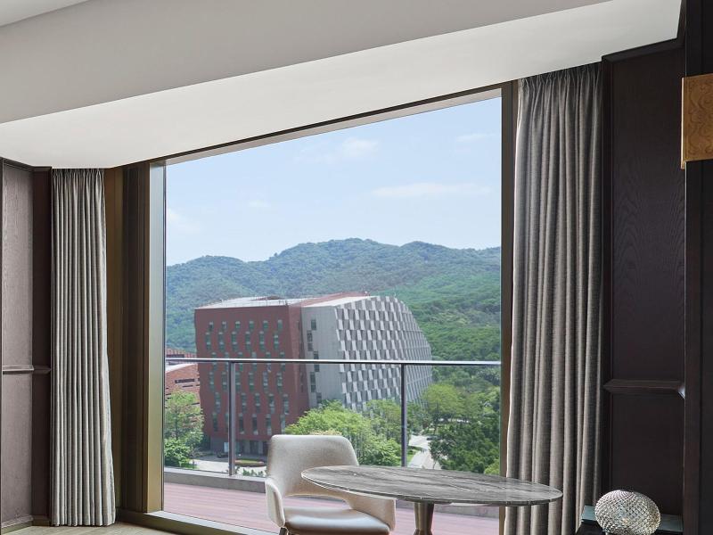 Guangzhou Marriott Hotel Baiyun image