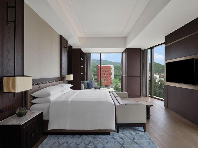 Guangzhou Marriott Hotel Baiyun image