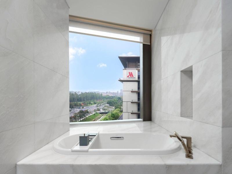 Guangzhou Marriott Hotel Baiyun image