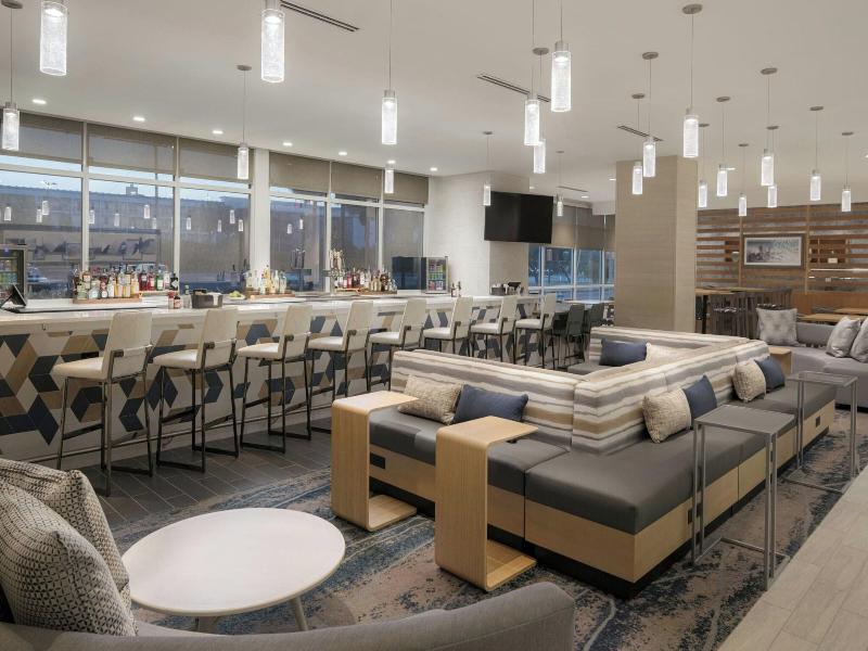 Springhill Suites By Marriott Tampa Downtown image