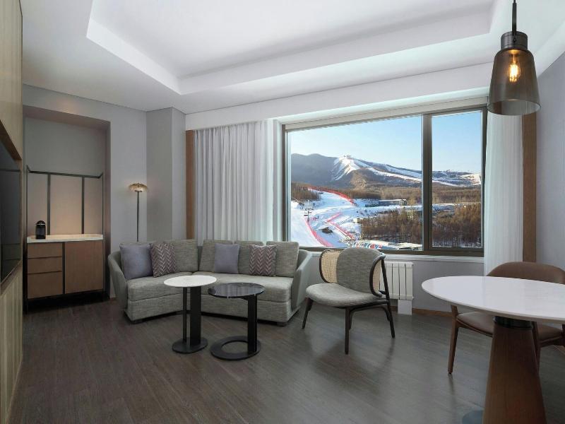 Courtyard By Marriott Chongli image