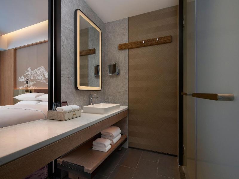 Courtyard By Marriott Chongli image