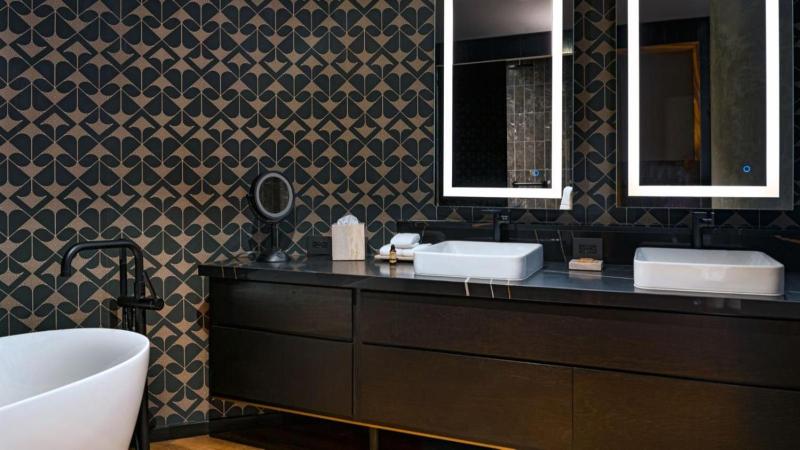 Vetta Distrito Uno Autograph Collection image