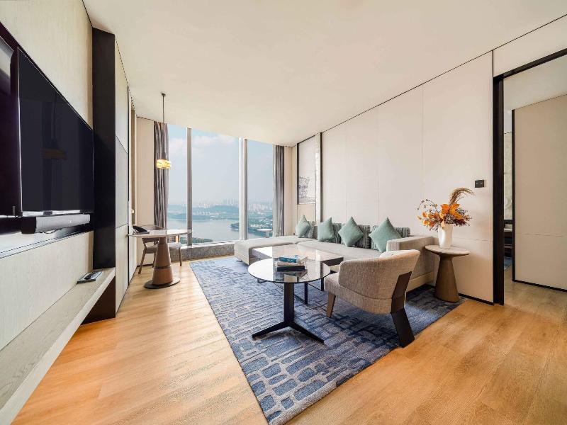 Wuhan Marriott Hotel Wuchang image