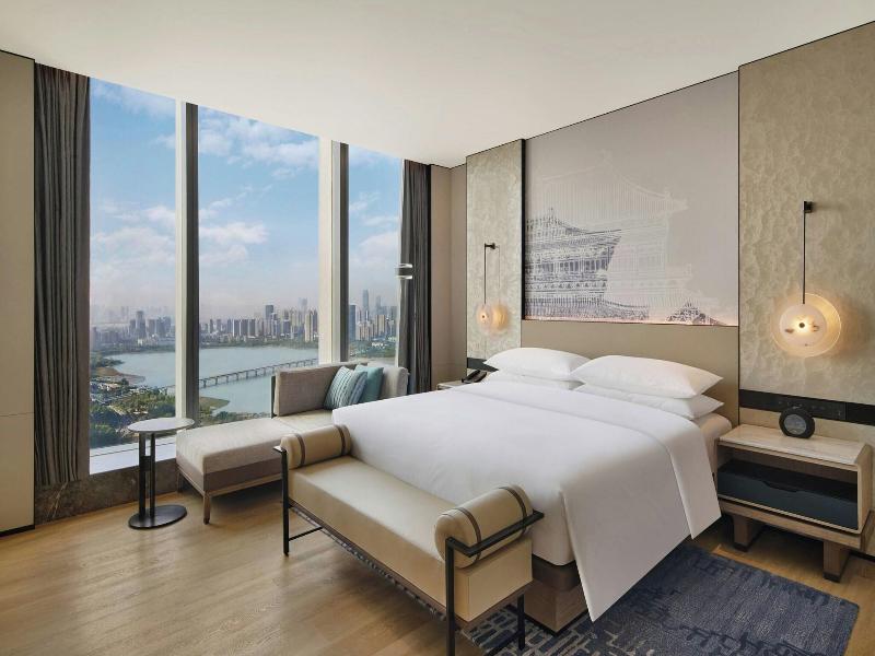 Wuhan Marriott Hotel Wuchang image