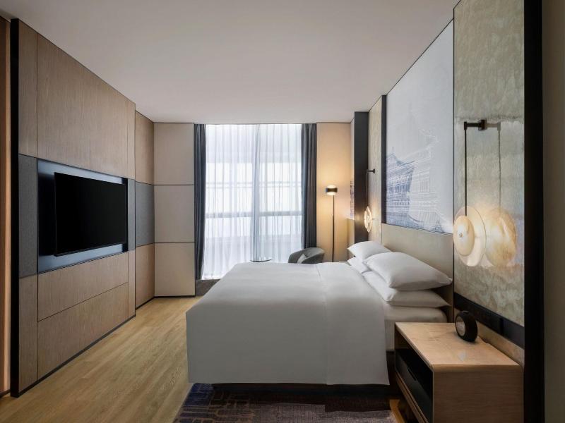 Wuhan Marriott Hotel Wuchang image