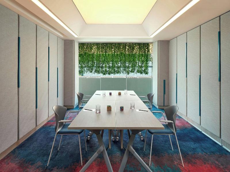 Aloft Bali Kuta At Beachwalk image