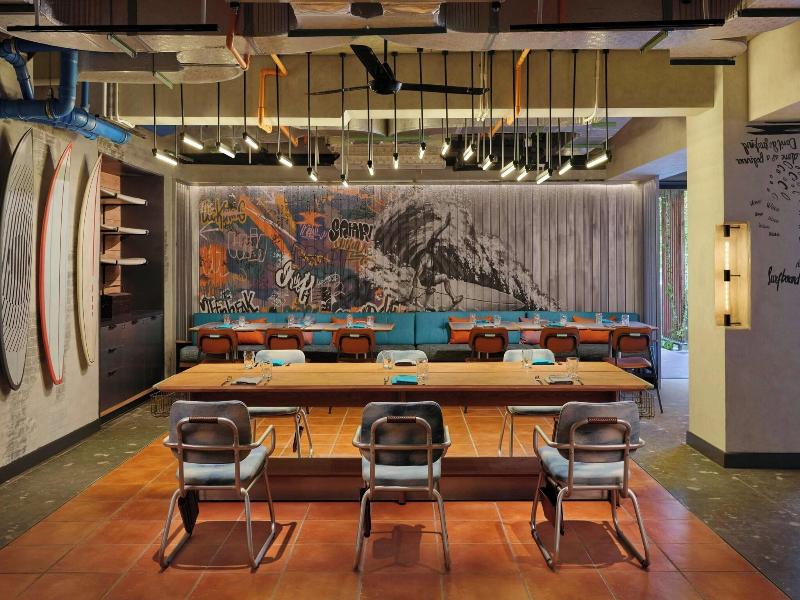 Aloft Bali Kuta At Beachwalk image