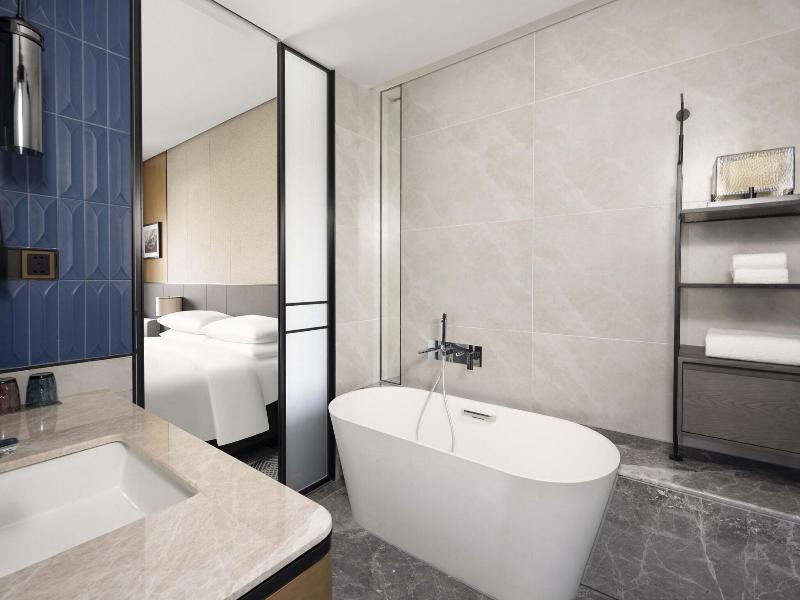 Sheraton Pujiang image