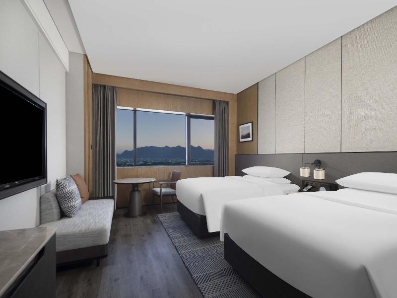 Sheraton Pujiang image