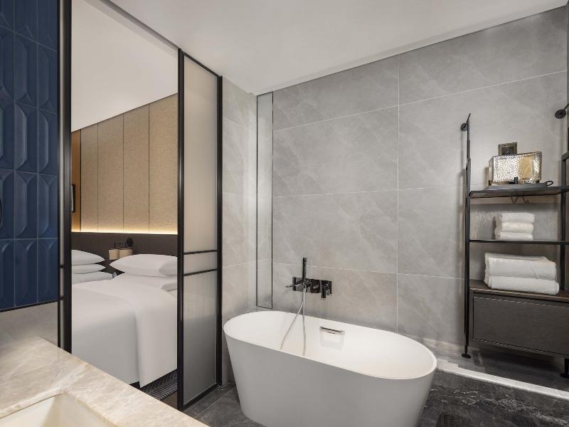 Sheraton Pujiang image