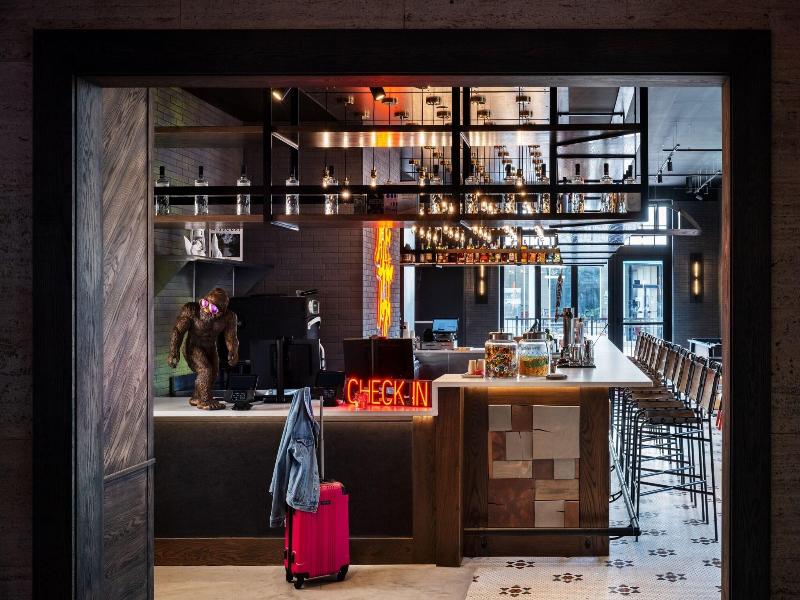 Moxy Springfield Downtown image