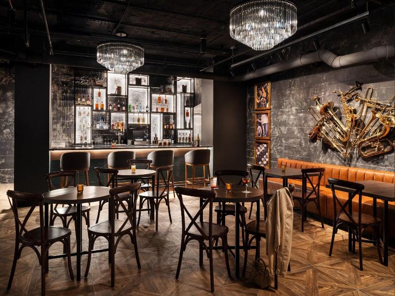 Moxy Springfield Downtown image