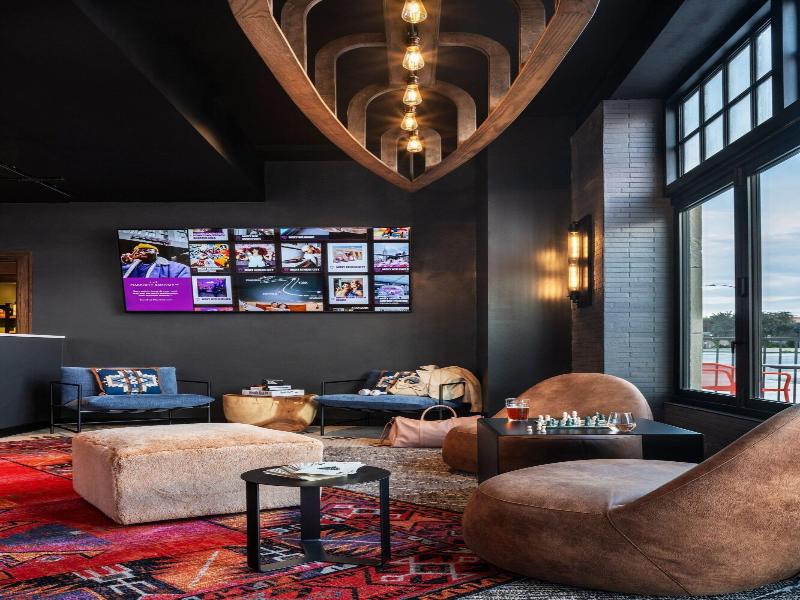 Moxy Springfield Downtown image