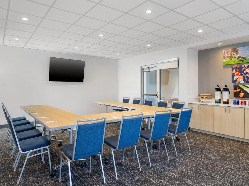 Towneplace Suites By Marriott Geneva image