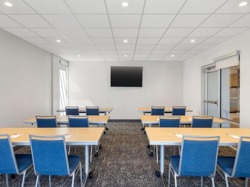 Towneplace Suites By Marriott Geneva image
