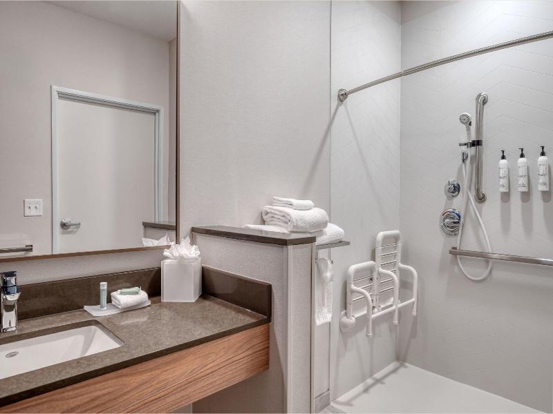 Fairfield Inn & Suites By Marriott Shelbyville image 2