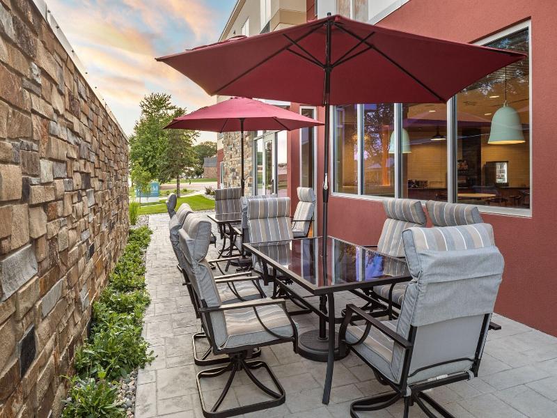 Fairfield By Marriott Inn Suites Yankton image
