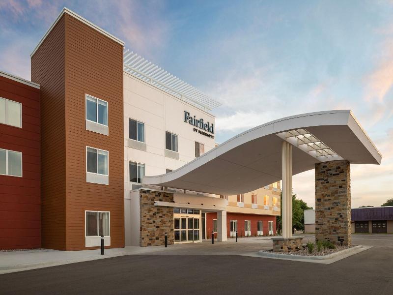 Fairfield By Marriott Inn Suites Yankton image