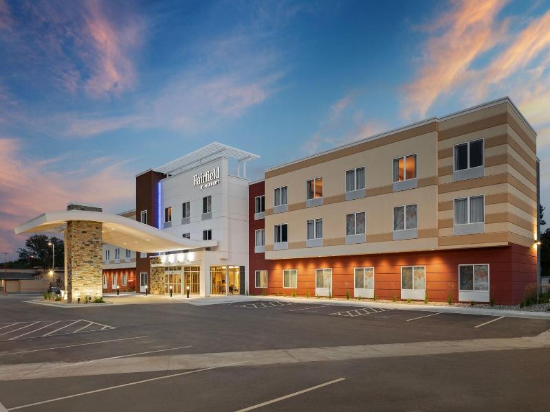 Fairfield By Marriott Inn Suites Yankton image