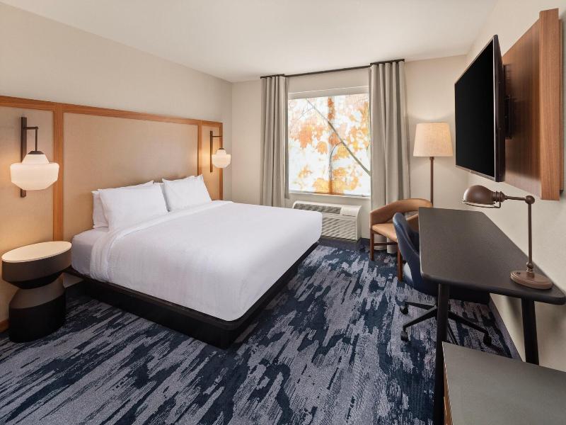 Fairfield By Marriott Inn Suites Yankton image