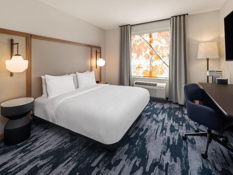 Fairfield By Marriott Inn Suites Yankton image