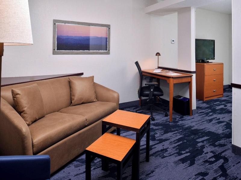 Fairfield Inn & Suites By Marriott Beloit image