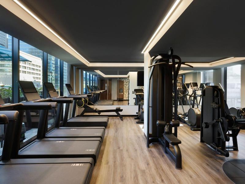 Le Meridien Melbourne image