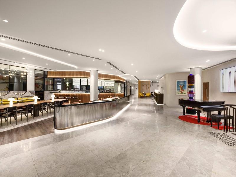 Le Meridien Melbourne image