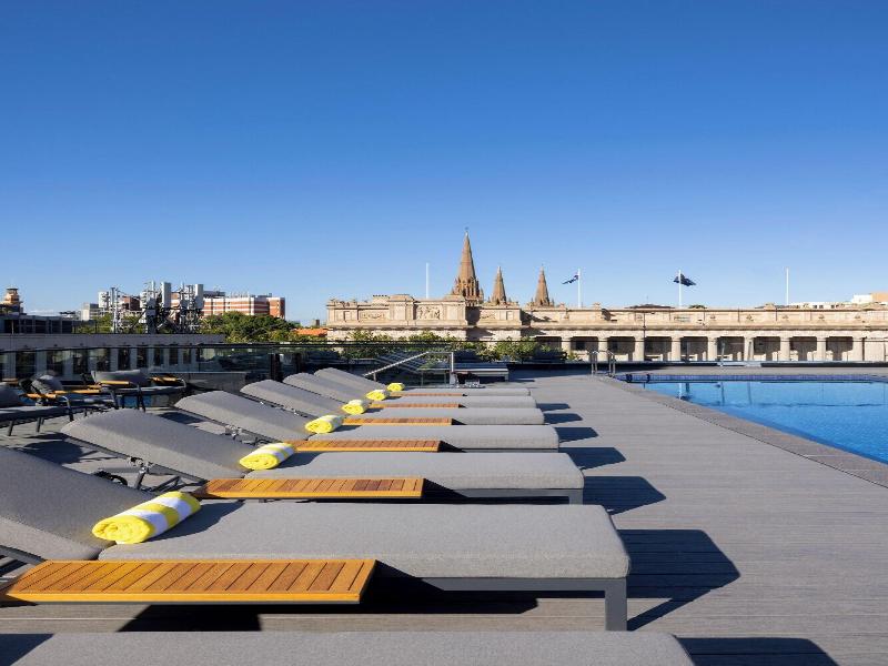 Le Meridien Melbourne image